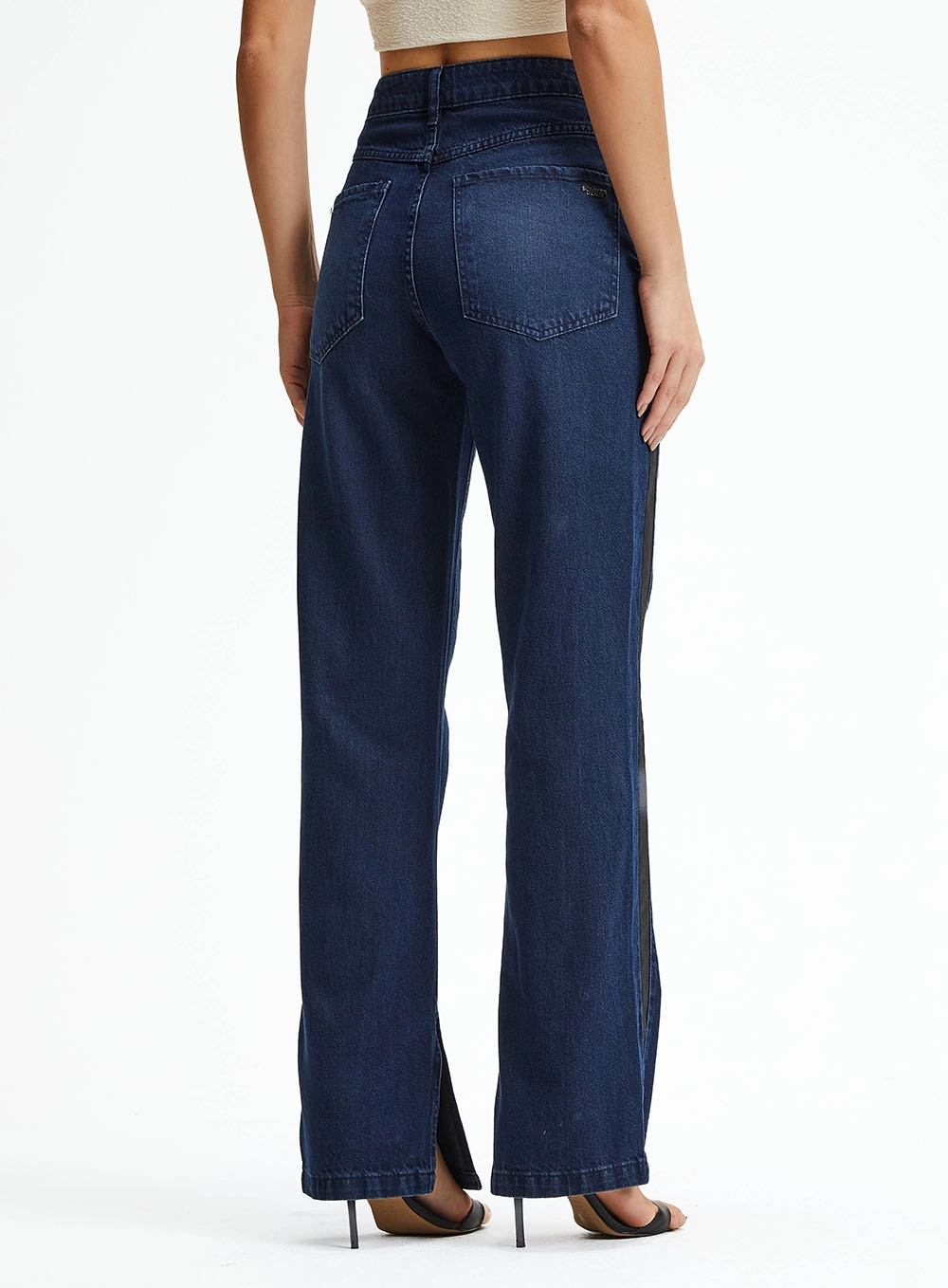 Calça Jeans Reta Com Detalhes Índigo 4
