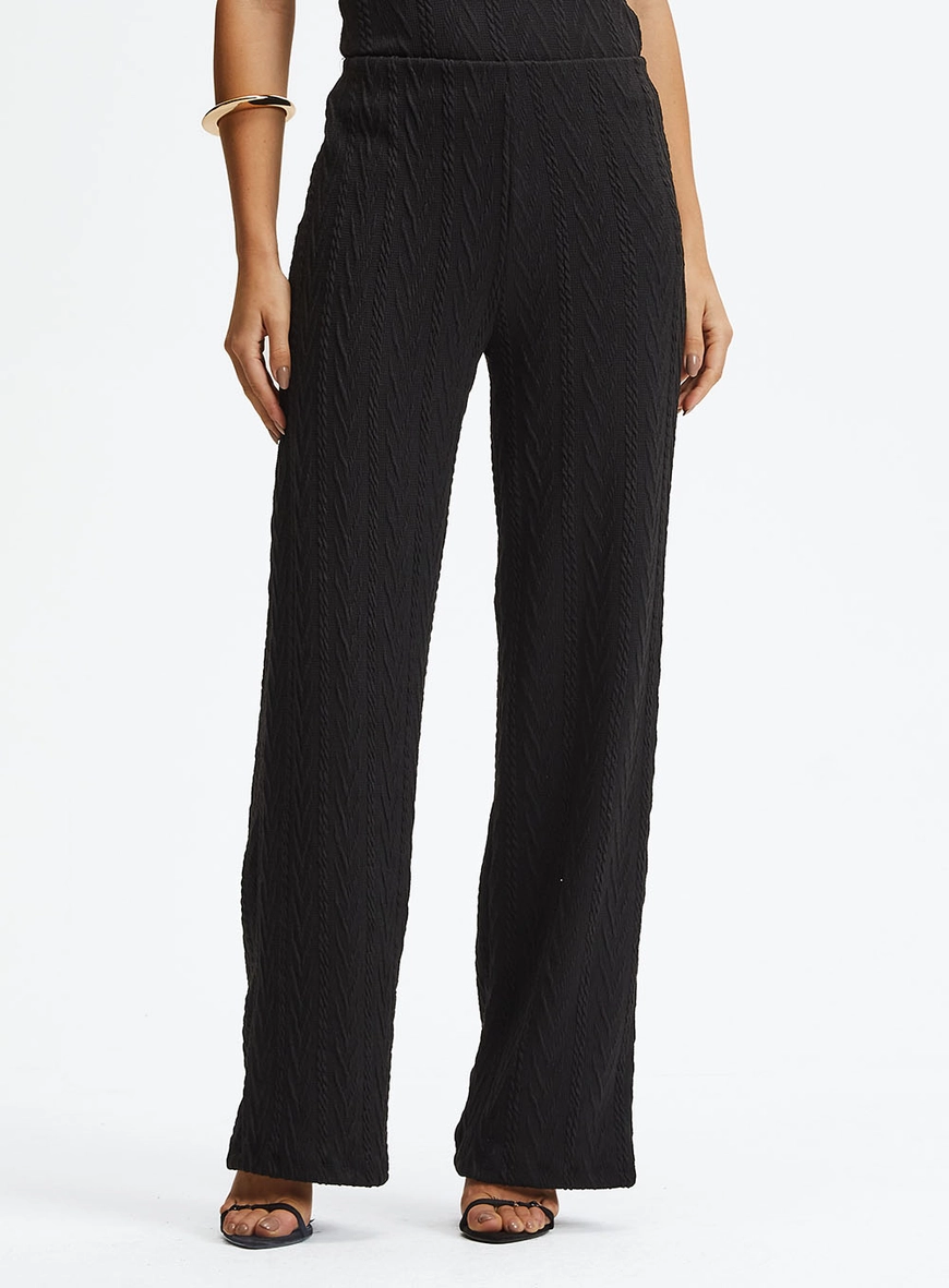 Calça Feminina Reta Texturizada Preto 2