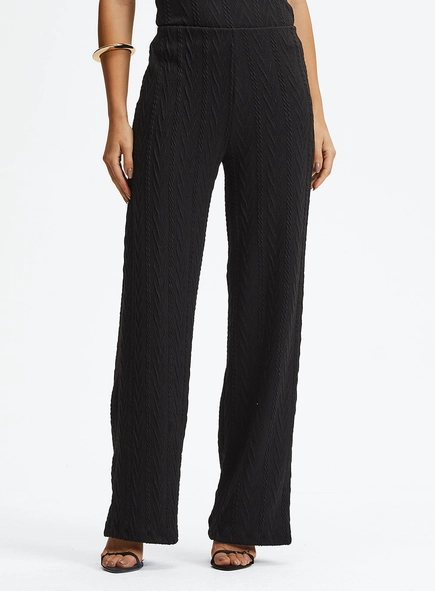 Calça Feminina Reta Texturizada