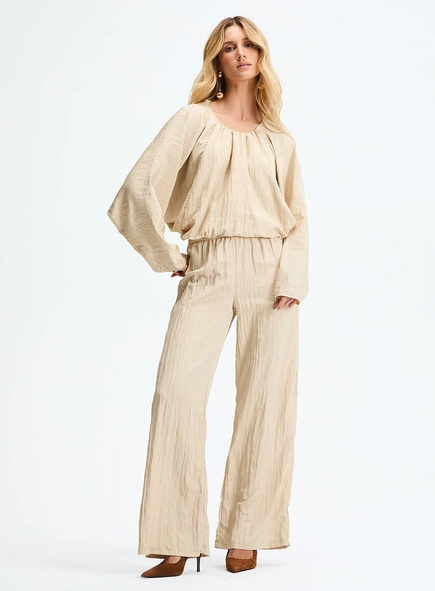Calça Pantalona Com Textura