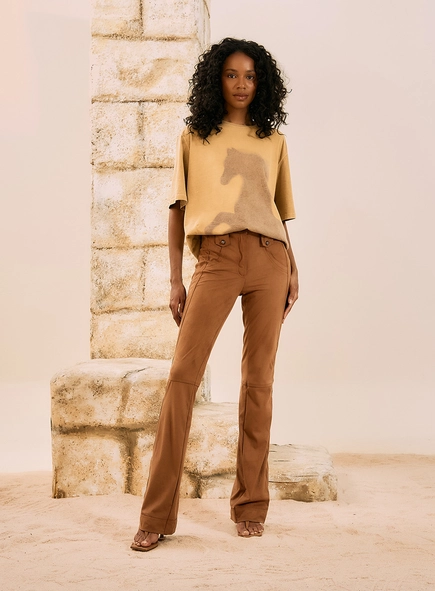 Calça Flare Em Camurça