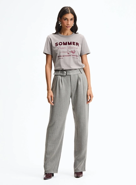 Camiseta Comfort Reta Básica Com Estampa