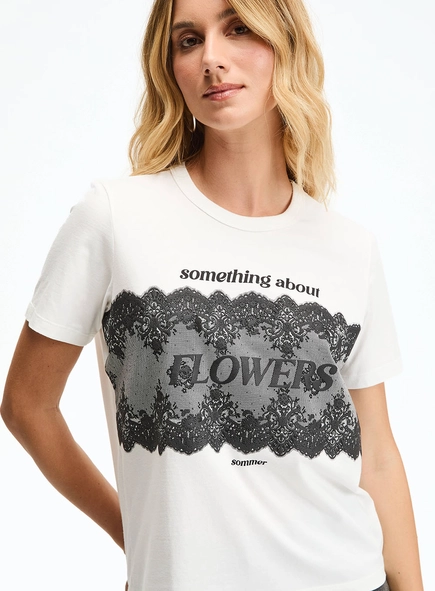 Camiseta Comfort Estampada Feminina