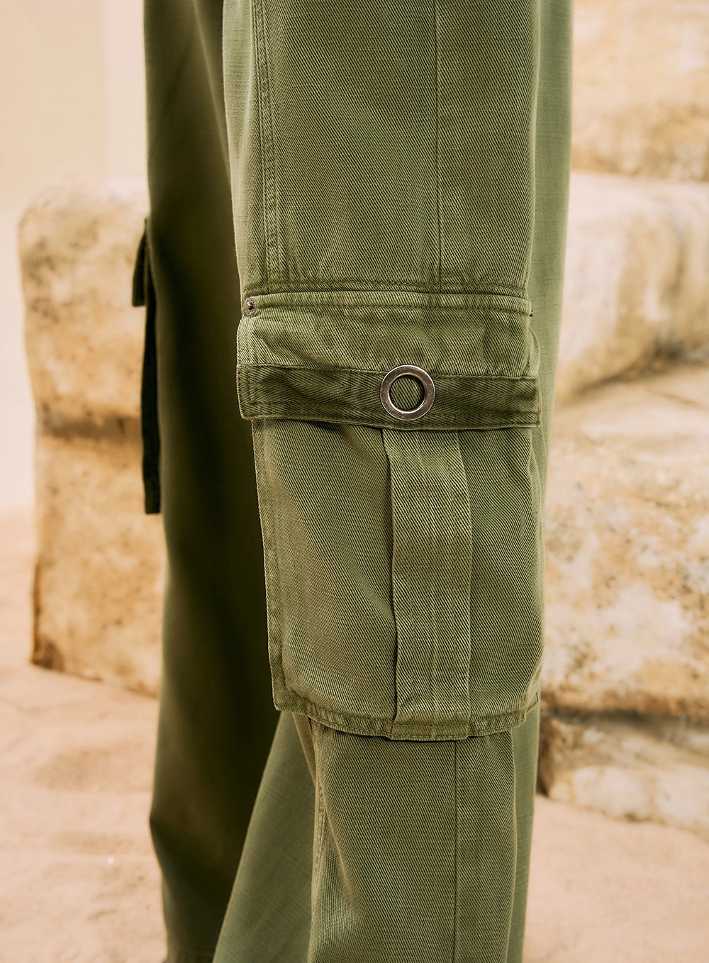 Calça Pantalona Cargo Verde Serrano 3