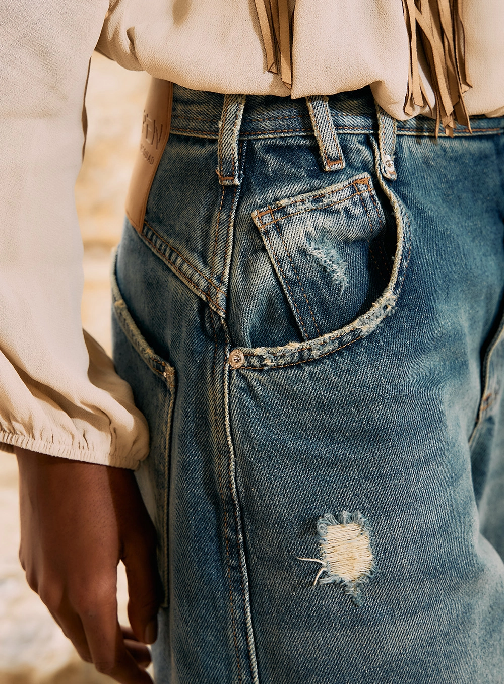 Calça Jeans Wide Leg Destroyed Índigo 3