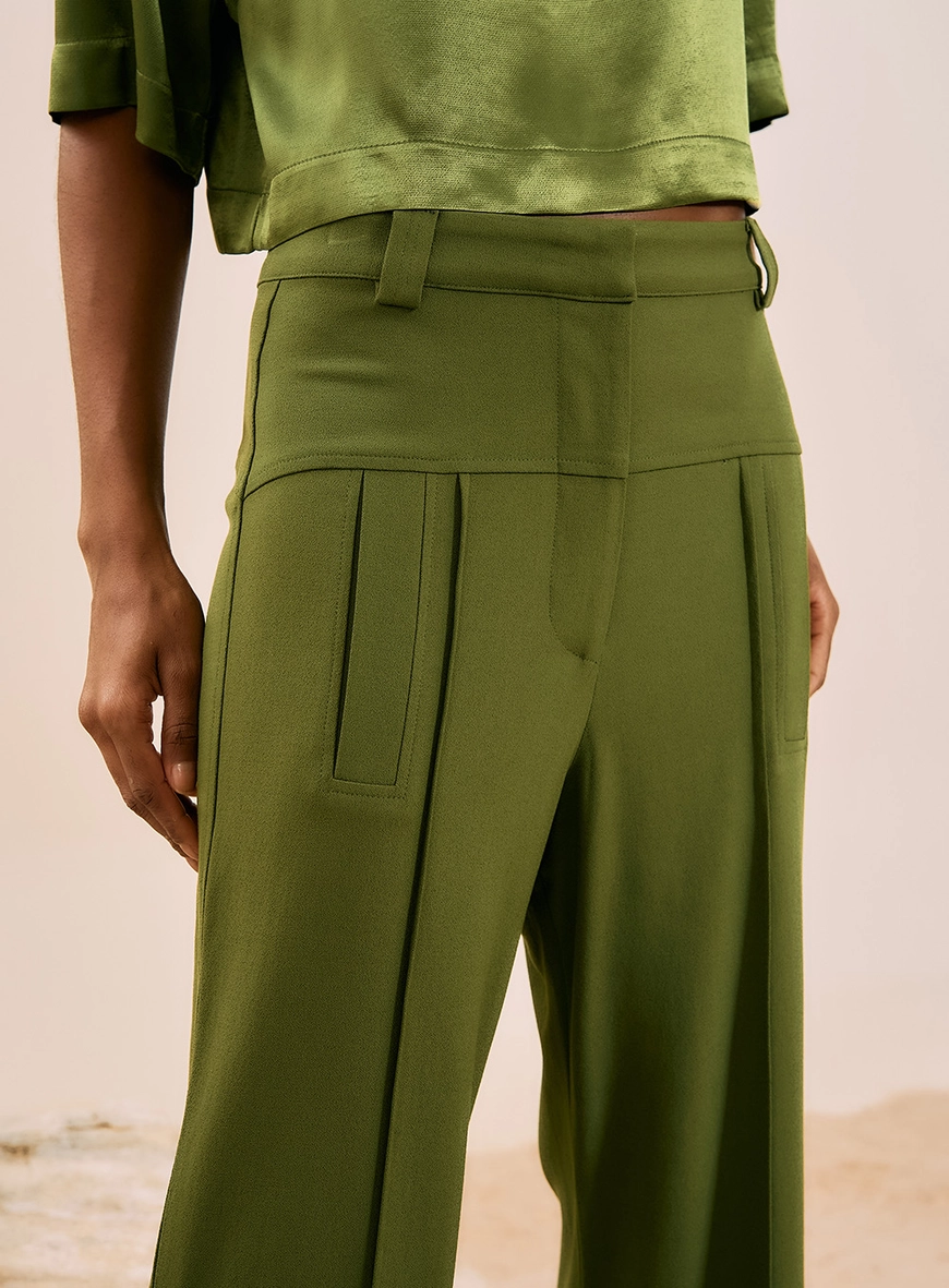 Calça Reta Em Alfaiataria Verde Serrano 3