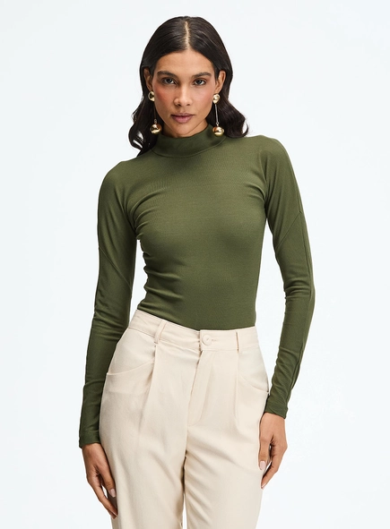 Blusa Slim Canelada Manga Longa E Gola Alta