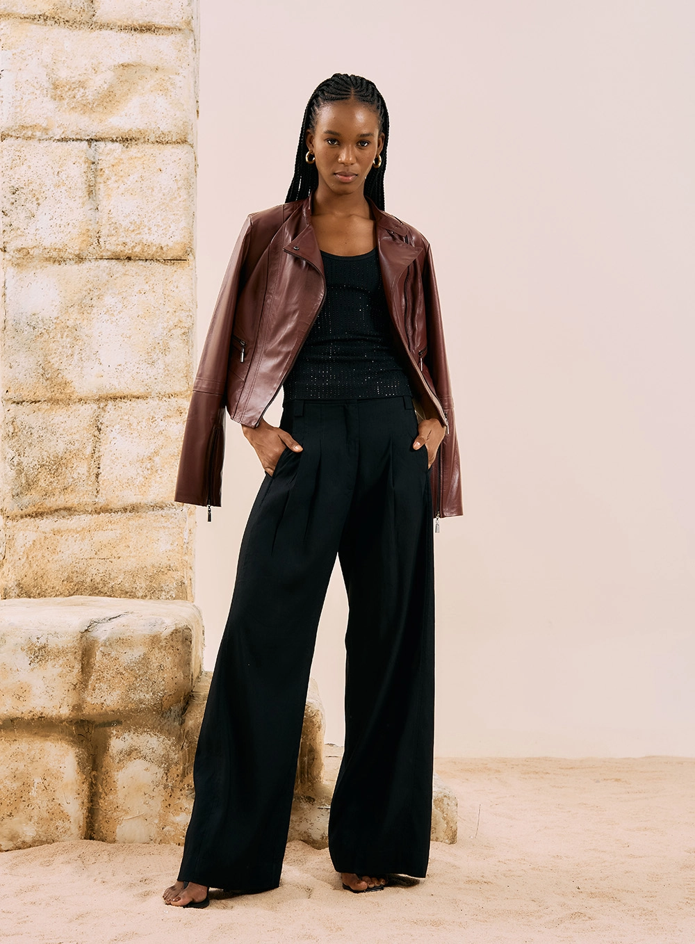 Calça Pantalona Alfaiataria Com Pregas Preto 1