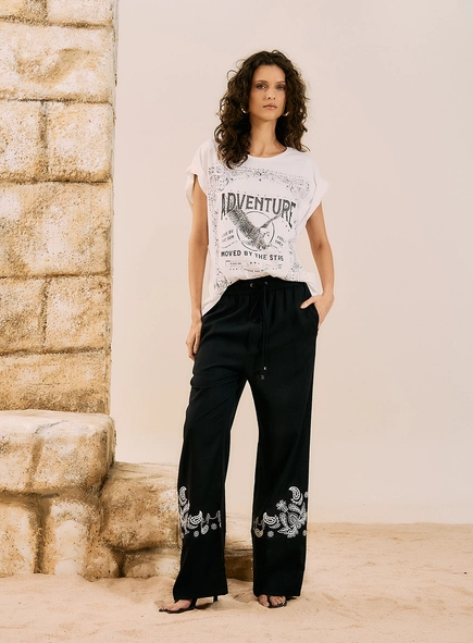 Calça Wide Leg Bordada Paisley