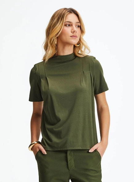 Blusa Comfort Com Gola Alta
