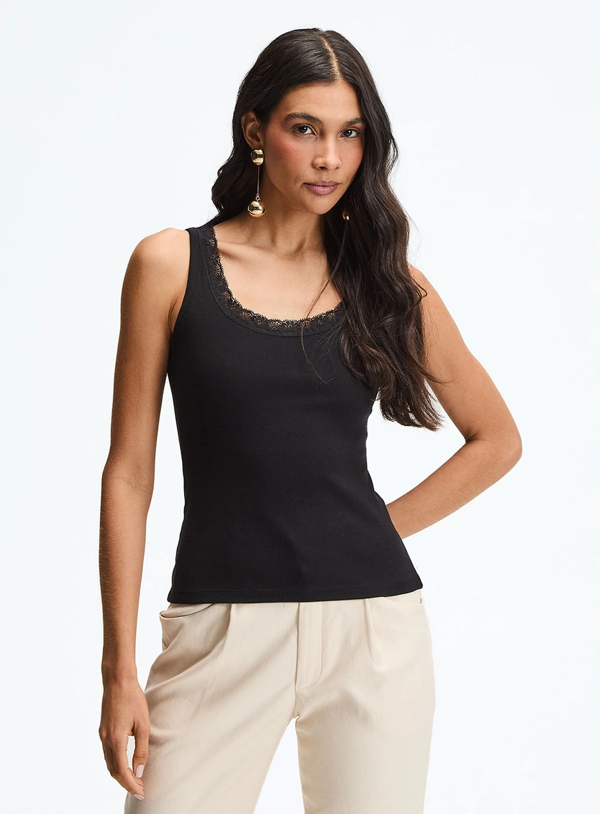 Regata Canelada Slim Com Sobreposição Preto 1