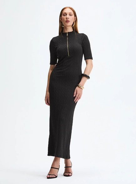 Vestido Longo Slim Gola Alta Com Zíper