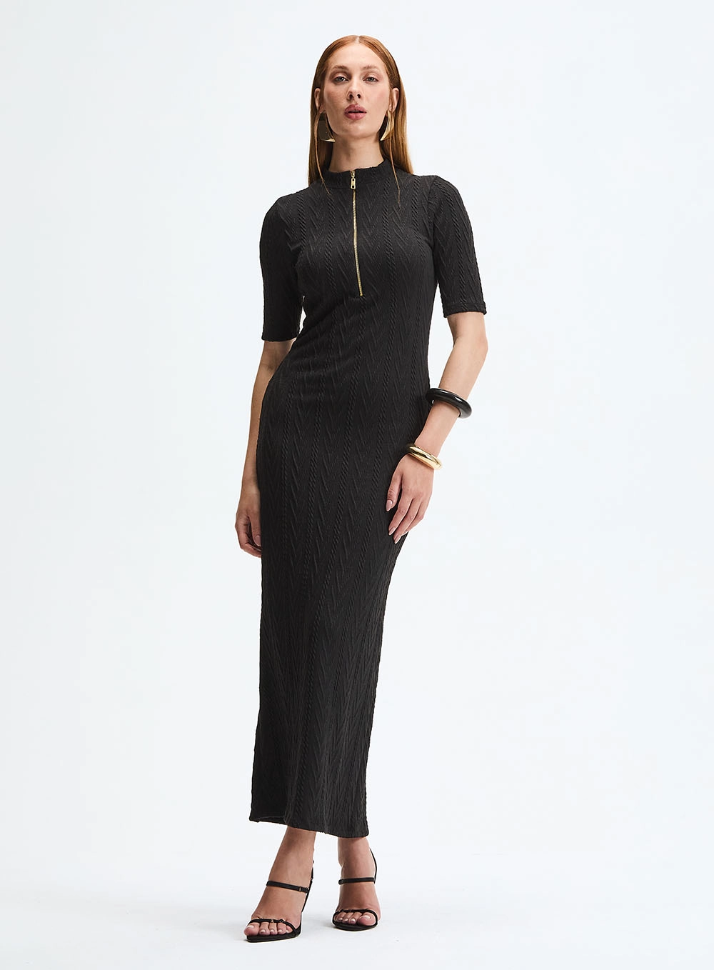 Vestido Longo Slim Gola Alta Com Zíper Preto 1