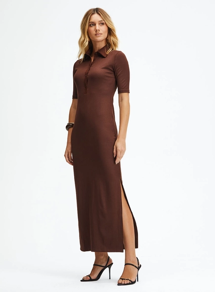 Vestido Midi Slim Polo Com Fenda Lateral