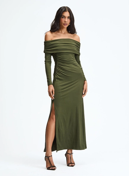 Vestido Slim Longo Decote Ombro A Ombro E Fenda