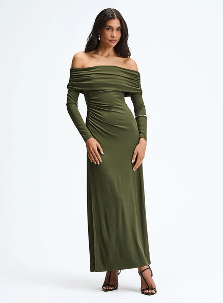 Vestido Slim Longo Decote Ombro A Ombro E Fenda
