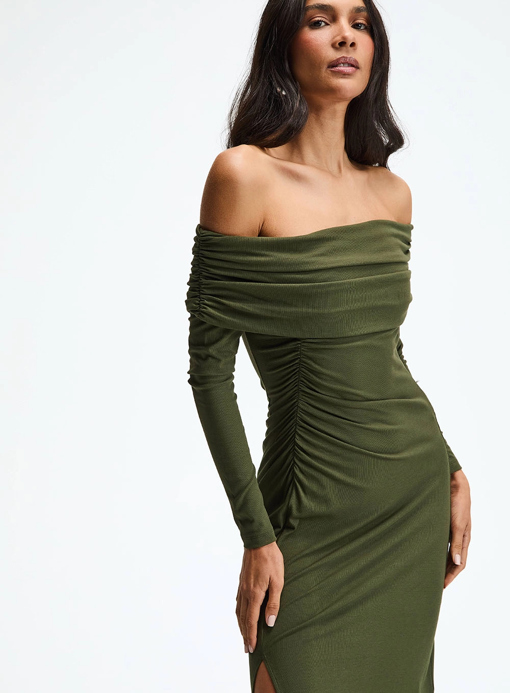 Vestido Slim Longo Decote Ombro A Ombro E Fenda Verde 3