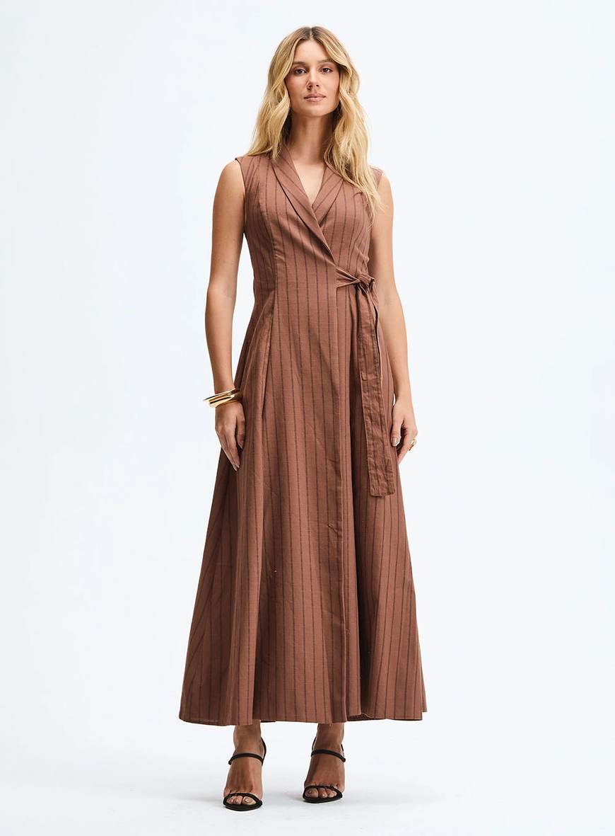 Vestido Longo Evasê Listrado Com Decote Em V Estampados 2