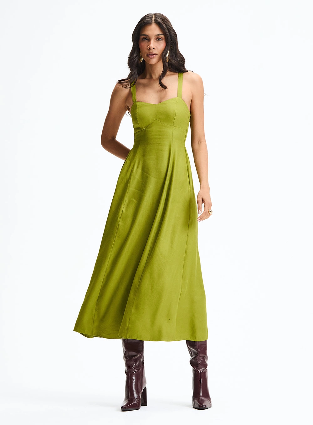 Vestido Midi Evasê Com Decote Coração Suave Verde 1