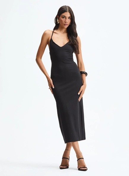 Vestido Midi Slim Com Frente Única