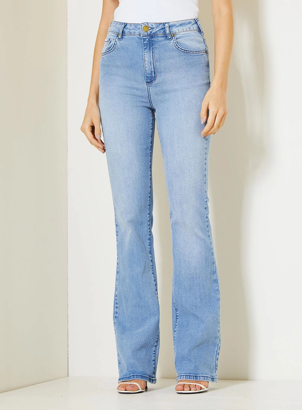 Calça Jeans Feminina Camila Com Bolsos Decorados Índigo 2