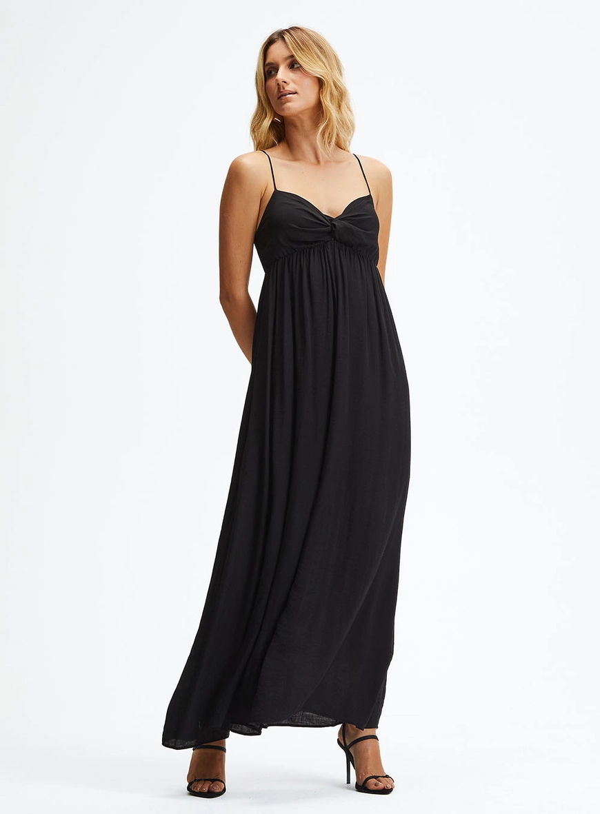 Vestido Longo Evasê Detalhe Torção Preto 1
