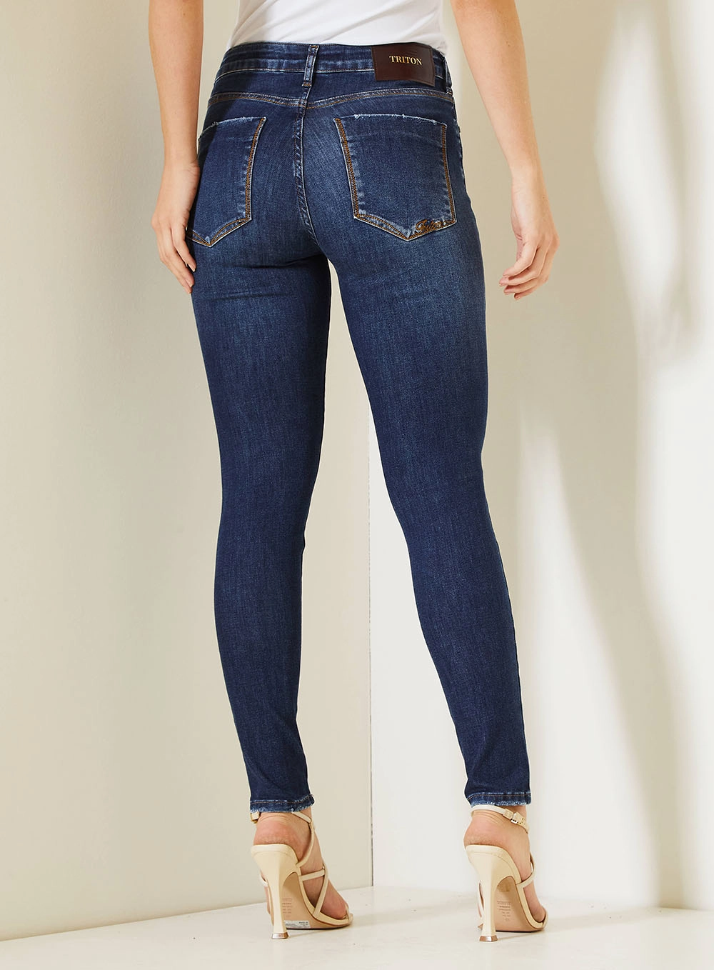 Calça Jeans Michele Feminina Com Cintura Alta Índigo 4
