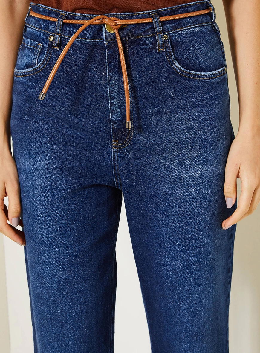 Calça Jeans Feminina Carol Com Cinto Fino Em Pu Índigo 3