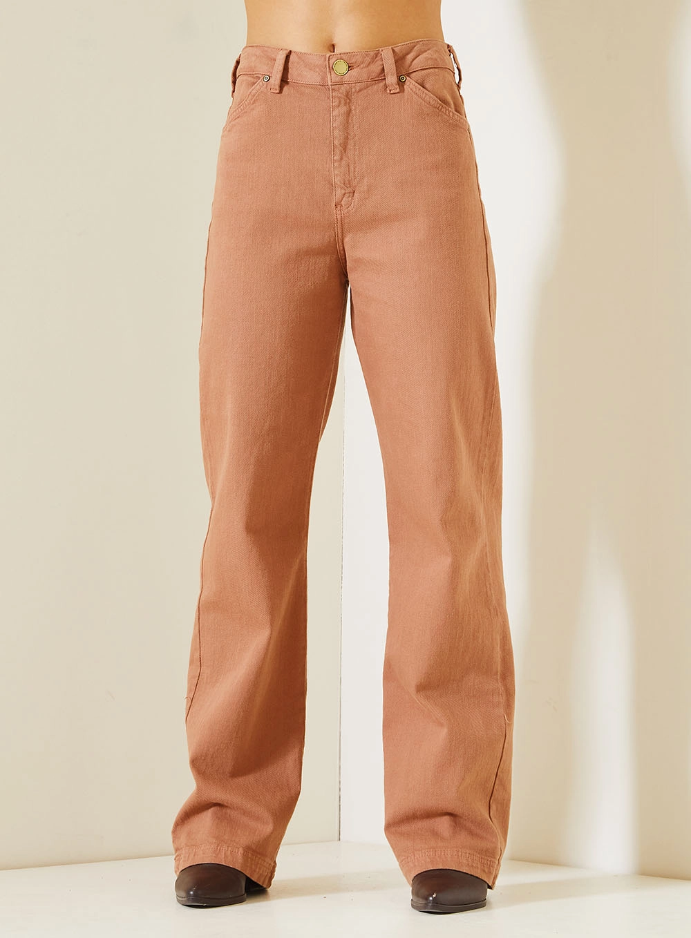 Calça Sarja Feminina Loren Com Cintura Alta Marrom 2