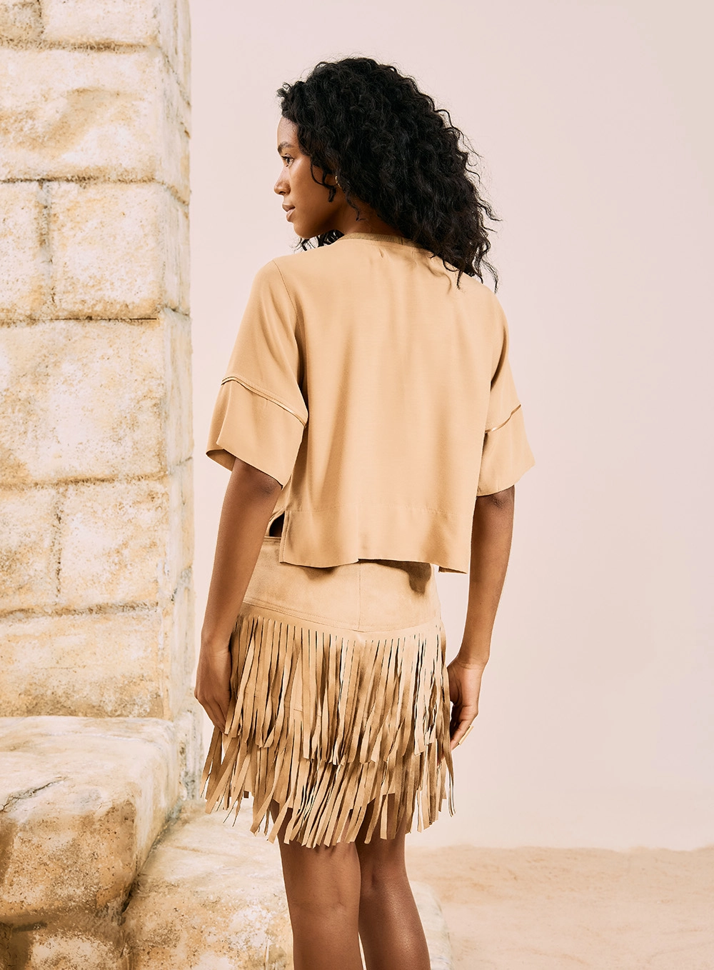 Camiseta Cropped Boxy Bege 3