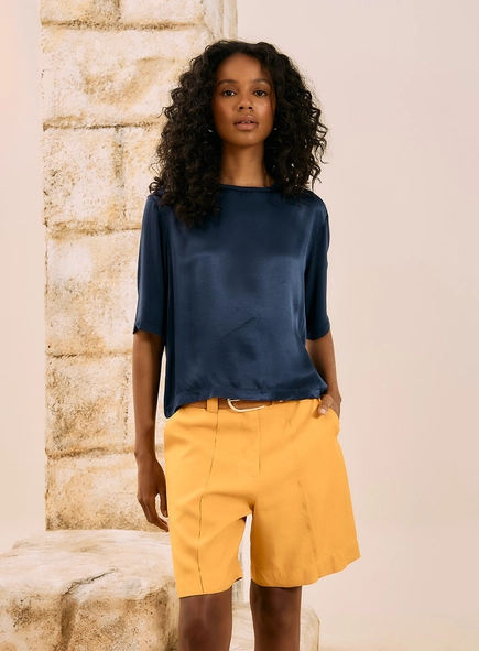 Blusa Reta Acetinada