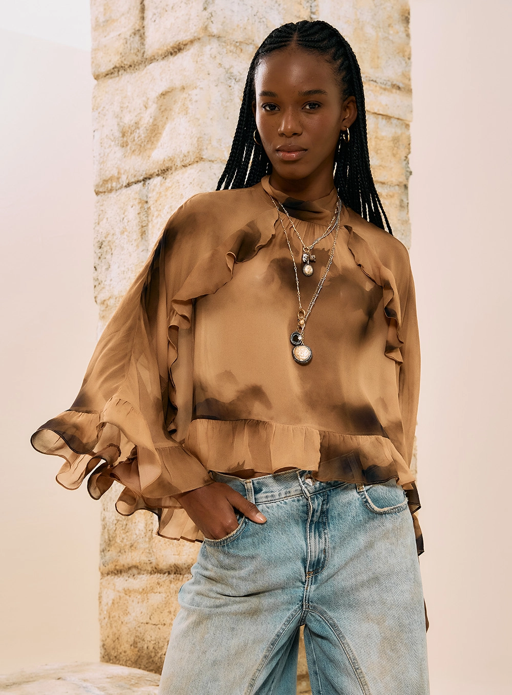 Blusa Fluída Estampada Com Babados Estampados 1