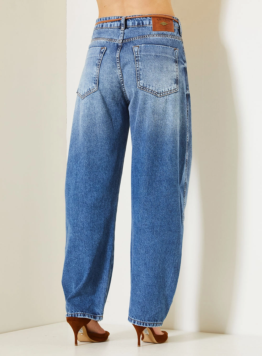 Calça Jeans Feminina Barrel Índigo 4