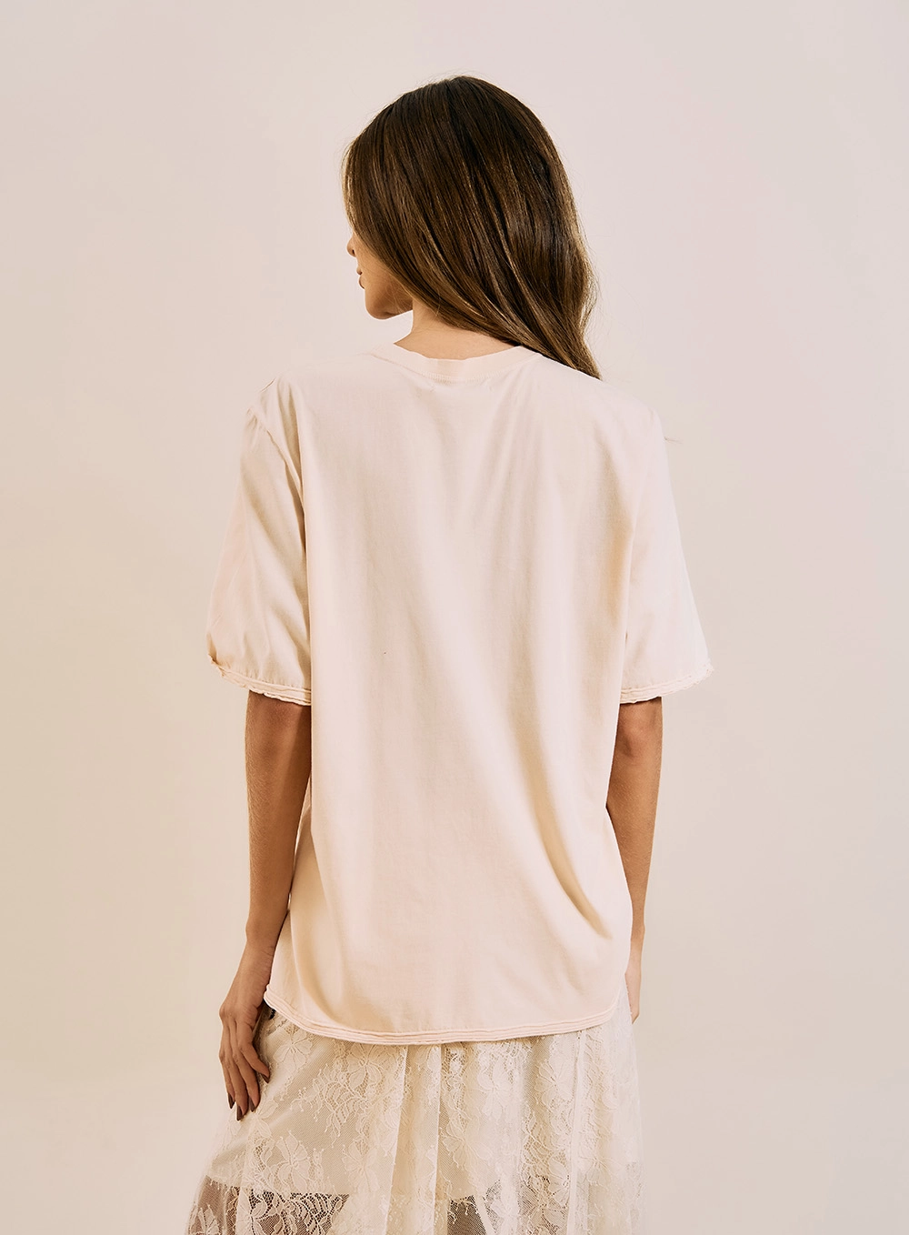 Blusa T-shirt Estampada Bege 3