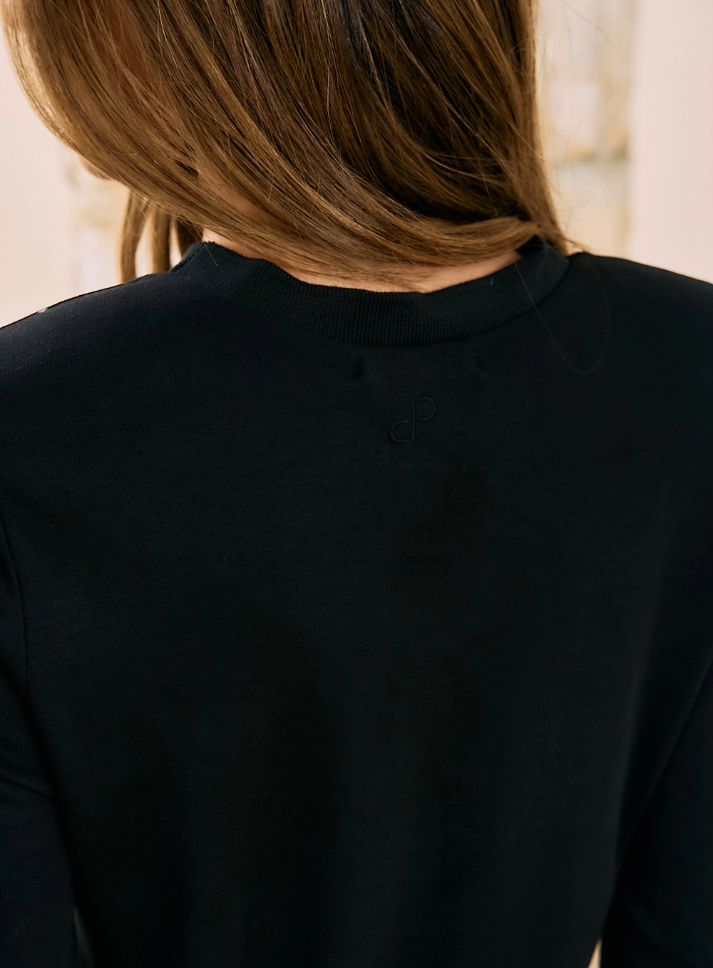 Blusa Manga 3/4 Com Ombreiras Preto 3