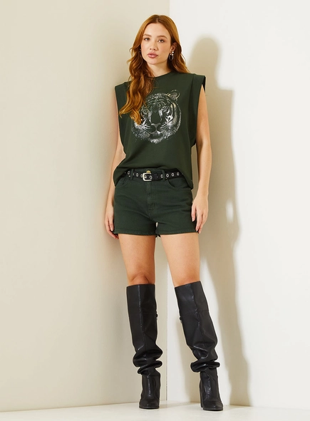 Short Médio Maite Com Aberturas Laterais