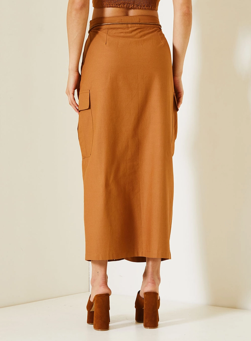 Saia Midi Comfort Com Fenda Frontal E Bolsos Cargo Marrom 4