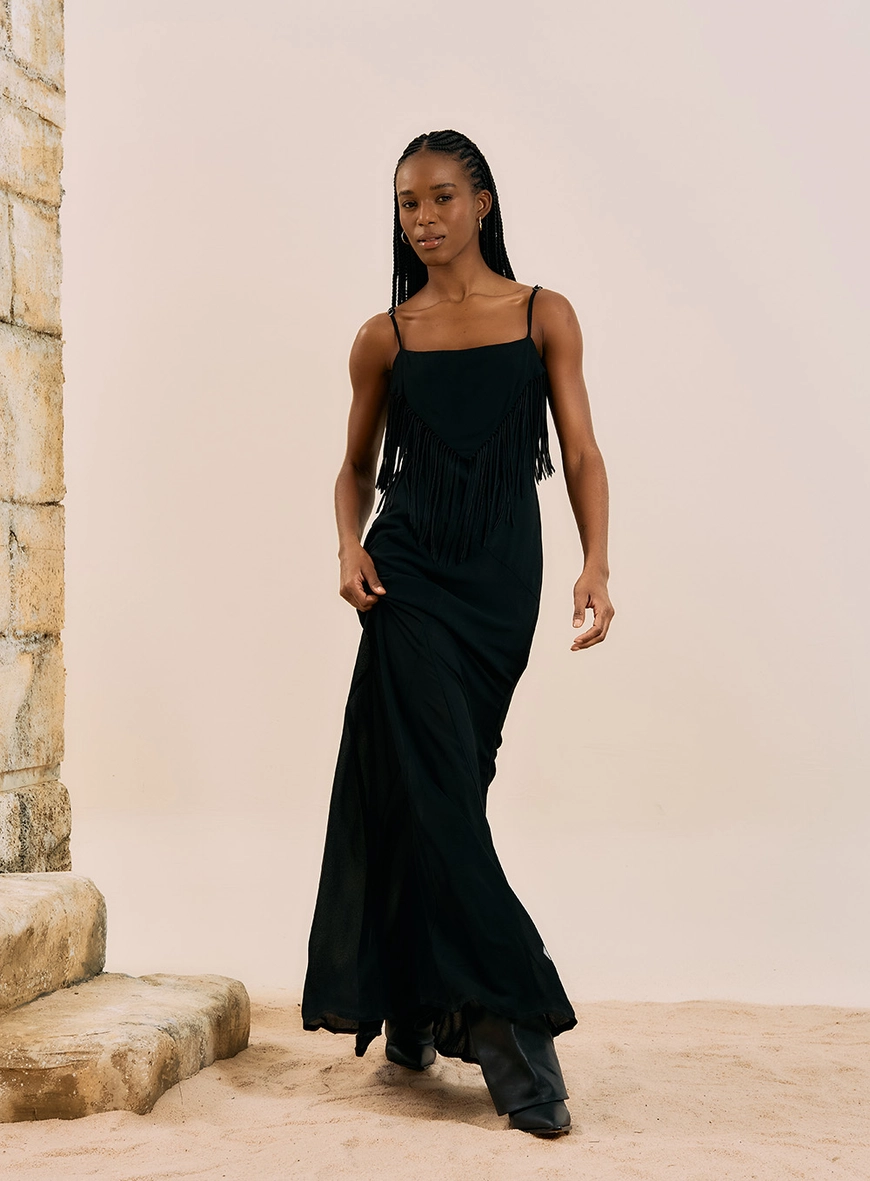 Vestido Longo Com Franjas Preto 4