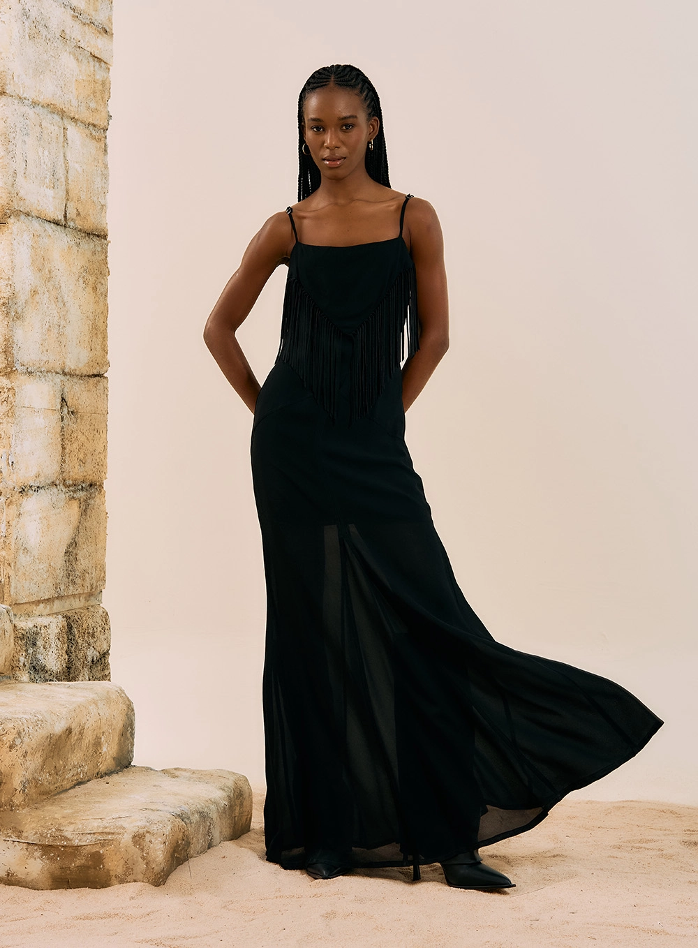 Vestido Longo Com Franjas Preto 1