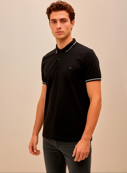 Polo Masculina New Com Linhas Contrastantes