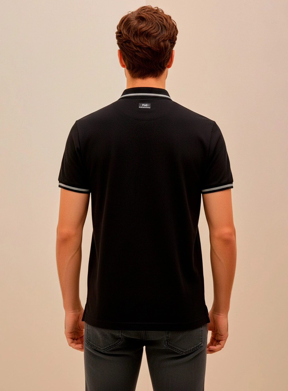 Polo Masculina New Com Linhas Contrastantes Preto 2