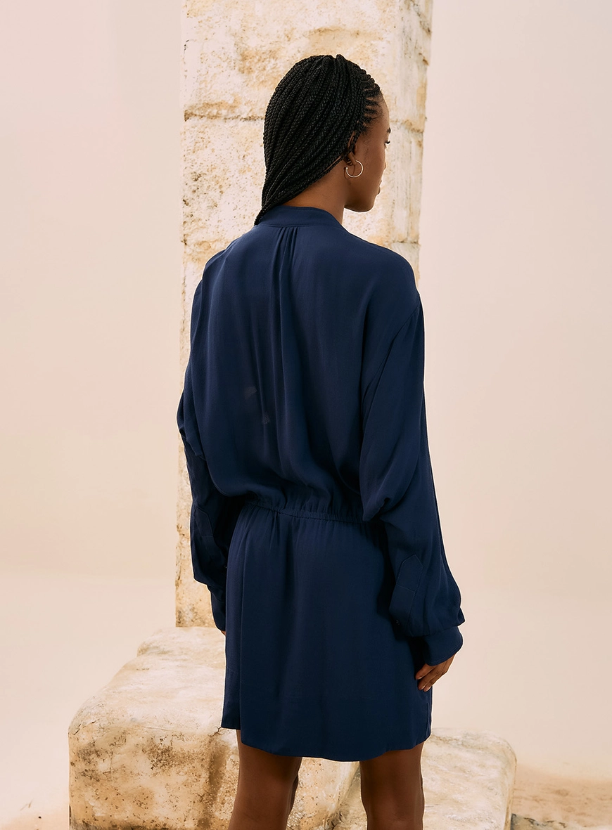 Vestido Curto Bordado Azul 3