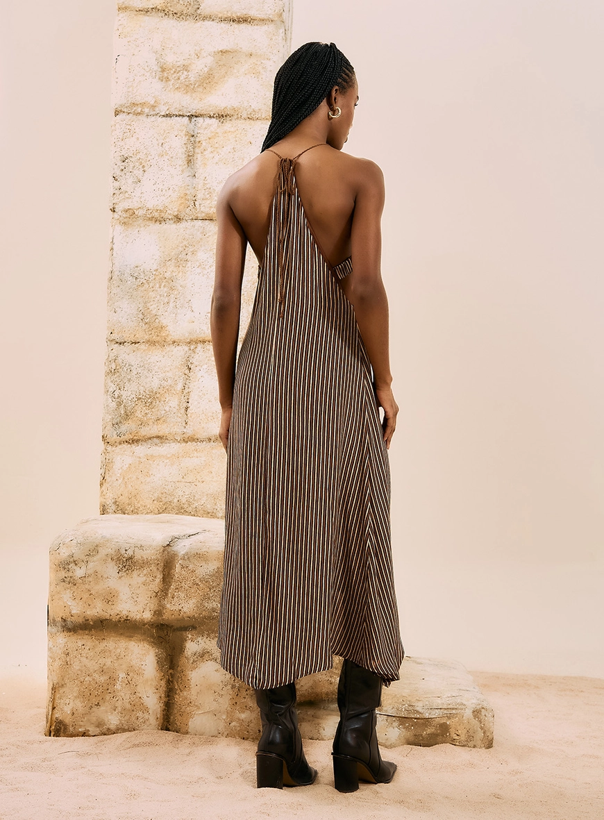 Vestido Midi Fluido Com Busto Em Crochê Estampas 3