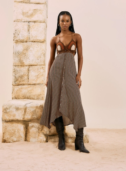 Vestido Midi Fluido Com Busto Em Crochê