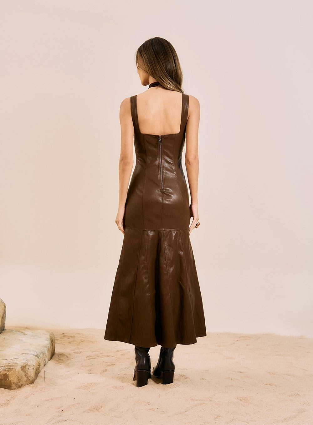 Vestido Longo Ajustado Em Pu Marrom 3