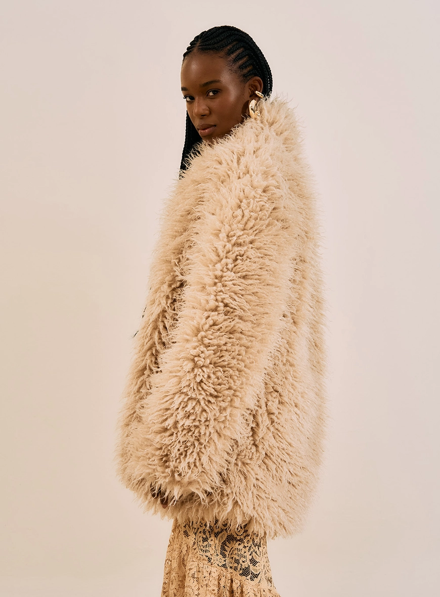 Casaco Teddy Oversized Bege 3