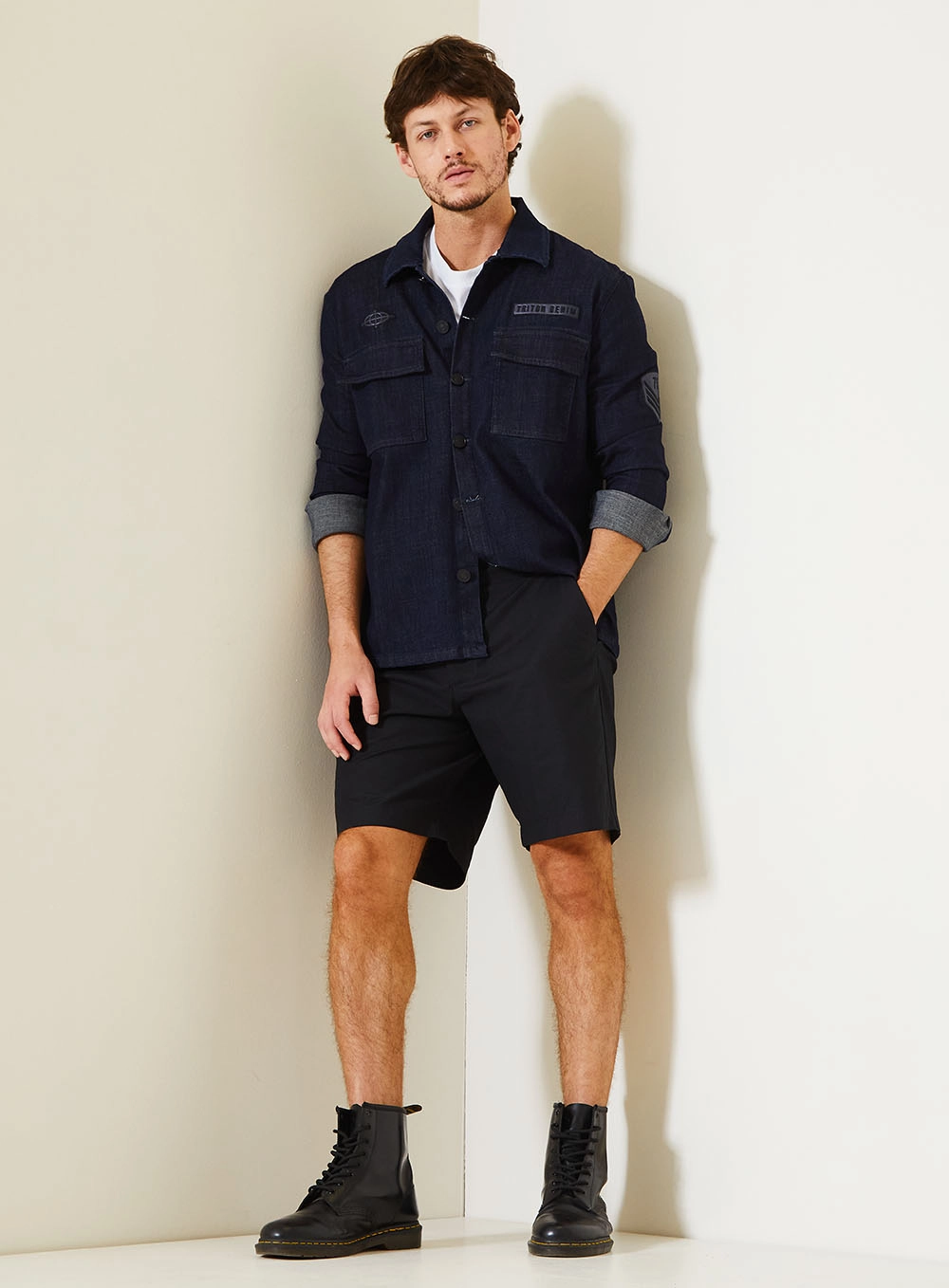 Jaqueta Jeans Masculina Com Bolsos Frontais Índigo 3