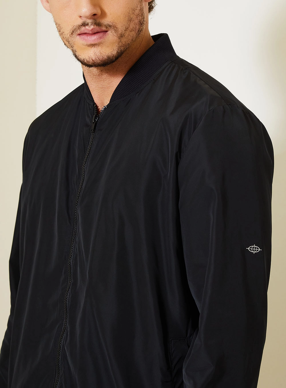 Jaqueta Bomber Masculina Com Gola Esportiva Preto 4