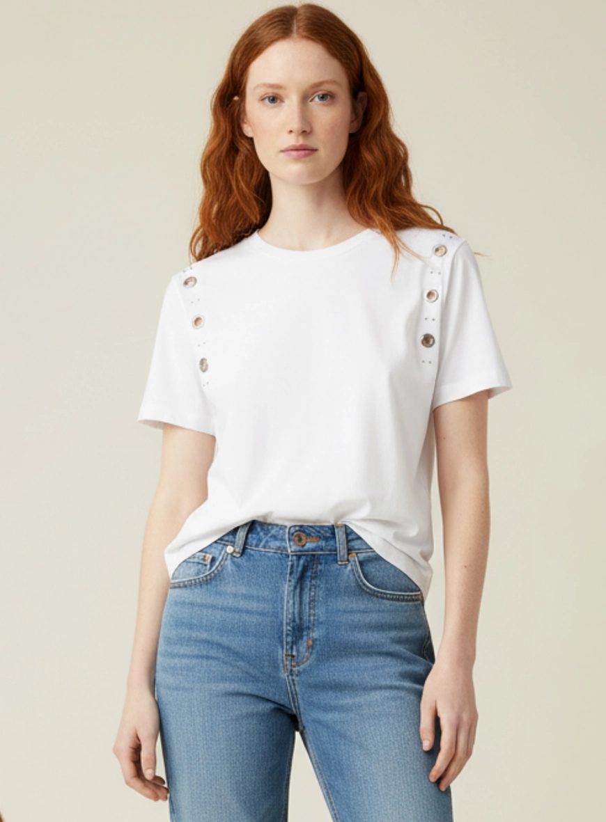 Camiseta Comfort Feminina Com Ilhós Metálicos Off Shell 1