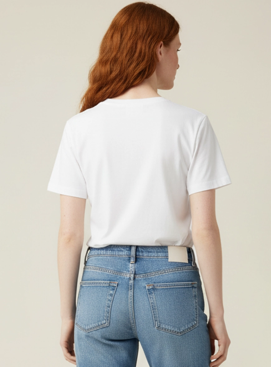 Camiseta Comfort Feminina Com Ilhós Metálicos Off Shell 2